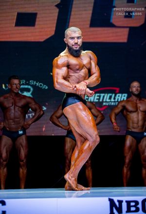 CLASSIC PHYSIQUE НОВИЧКИ